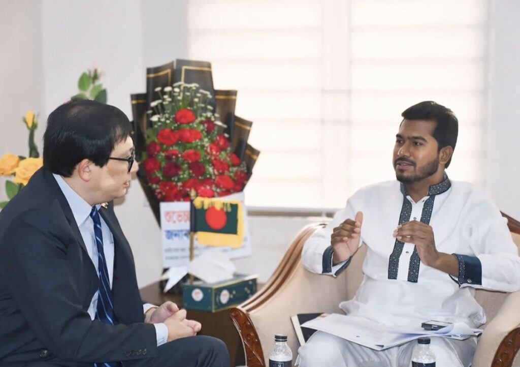 সিঙ্গাপুরে জনশক্তি রপ্তানি বৃদ্ধি ও নতুন সম্ভাবনার দ্বার উন্মোচনে  হাই কমিশনার ও প্রতিমন্ত্রীর আলোচনা