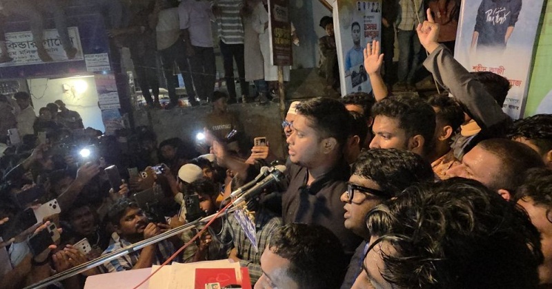 সরকারের কাছে ‘জাস্টিস কার্ড’ চাই : হাসনাত আব্দুল্লাহ