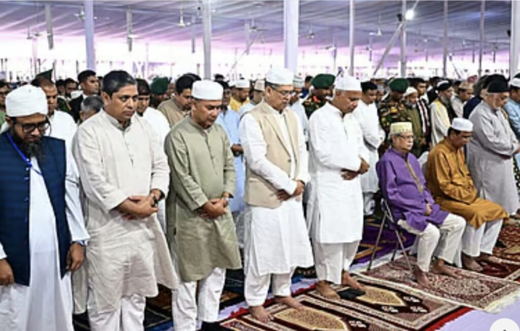 জাতীয় ঈদগাহে একসঙ্গে ঈদুল আজহার নামাজ আদায় করেছেন রাষ্ট্রপতি ও প্রধানমন্ত্রী