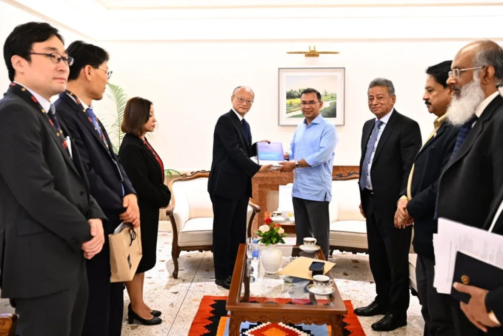 প্রধানমন্ত্রীর সঙ্গে এডিবি প্রেসিডেন্টের সাক্ষাৎ