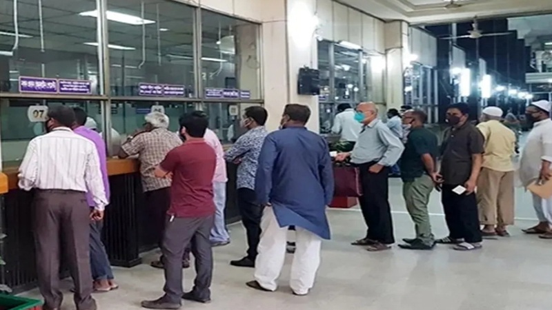 আজ খোলা ব্যাংক, চলছে স্বাভাবিক লেনদেন