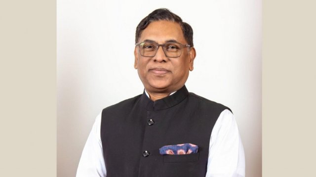 স্ত্রী ও ছেলেসহ সাবেক মন্ত্রী নসরুল হামিদের আয়কর নথি জব্দ