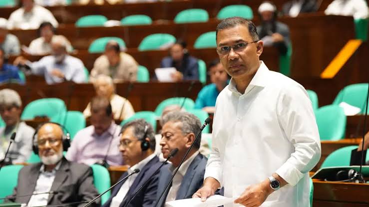 ১৮০ দিনের অগ্রাধিকার কর্মসূচিসহ ৫ বছরের রোডম্যাপ বাস্তবায়ন করছে সরকার : সংসদে প্রধানমন্ত্রী