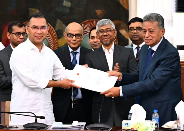নতুন অর্থবছরের জন্য ৯ লাখ ৩৮ হাজার কোটি টাকার বাজেট মন্ত্রিসভায় অনুমোদন