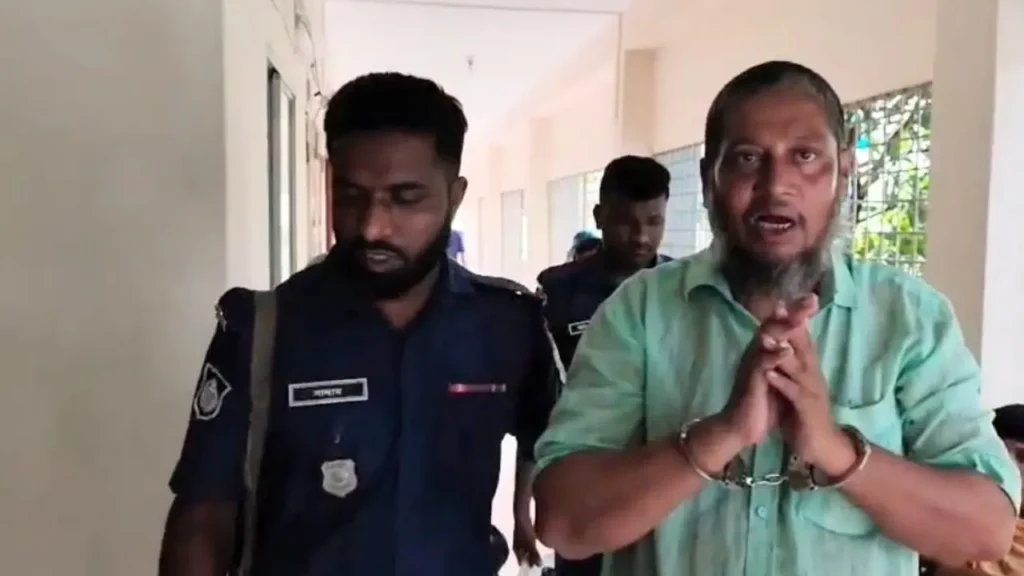 শিক্ষা কর্মকর্তাকে কুপিয়ে জখম, প্রধান শিক্ষক বললেন, ‘টাইগার খেয়েছি’