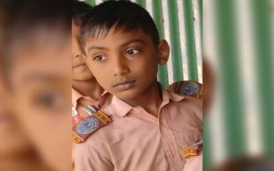 এক দিনের ব্যবধানে দুই ভাইয়ের মৃত্যু, হাসপাতালে বাবা