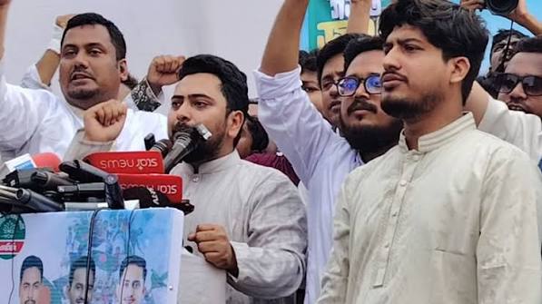 স্বরাষ্ট্রমন্ত্রীর এলাকা দিয়েই মাদক সারাদেশে ছড়িয়ে পড়ছে: নাহিদ