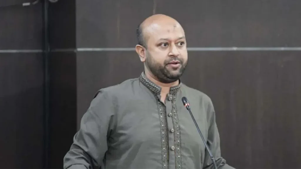 শত কোটি টাকা ক্ষতিপূরণ চেয়ে ব্যারিস্টার ফুয়াদকে লিগ্যাল নোটিশ