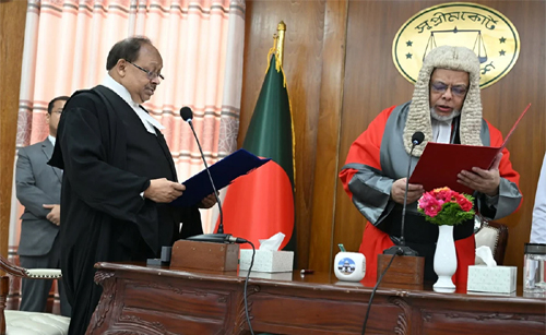 শপথ নিলেন আপিল বিভাগের নবনিযুক্ত বিচারপতি হাবিবুল গনি