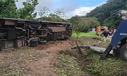 ব্রাজিলে পাহাড়ি সড়কে ভয়াবহ বাস দুর্ঘটনা, নিহত ১০