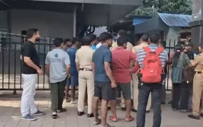 ফোনে কথা বলতে বলতে শিশুকে গাড়িচাপা, ভারতে নারী গ্রেফতার