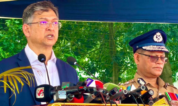 পুলিশকে হতে হবে জনগণের অকৃত্রিম বন্ধু ও নিরাপত্তার প্রতীক: স্বরাষ্ট্রমন্ত্রী