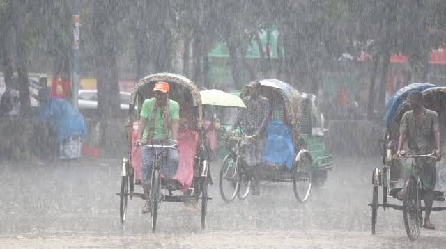 দেশের ৪ বিভাগে ভারী বৃষ্টিপাতের সতর্কতা