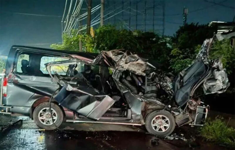 বিয়ের অনুষ্ঠান শেষে বাড়ি ফেরা হলো না, সড়ক দুর্ঘটনায় প্রাণ গেল ৪ জনের