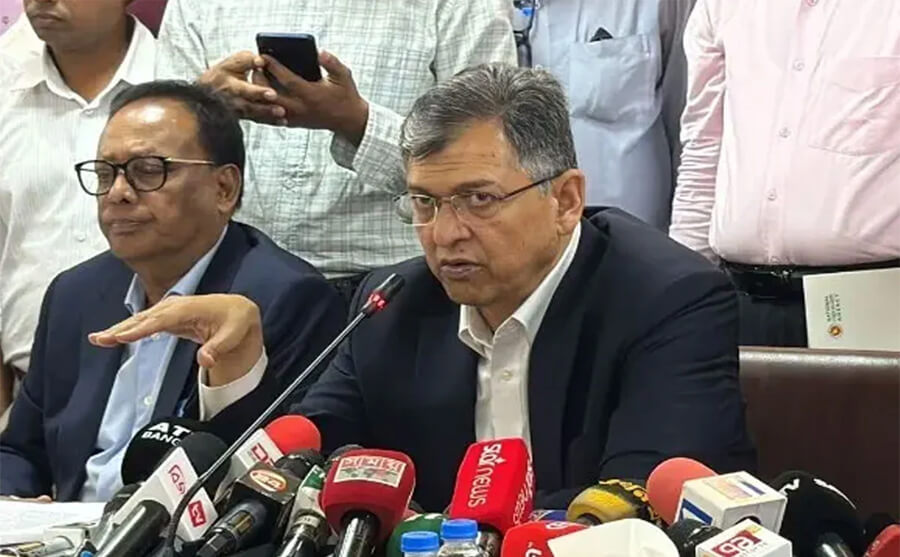 সাংবাদিকদের বিরুদ্ধে সাইবার আইনের অপপ্রয়োগ চান না স্বরাষ্ট্রমন্ত্রী