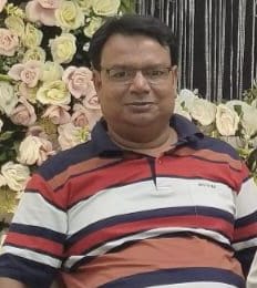 ঢাকা জেলা প্রশাসকের কার্যালয় একই চেয়ারে বছর পর বছর বদলির ৬ মাসেই পুনর্বাসন’