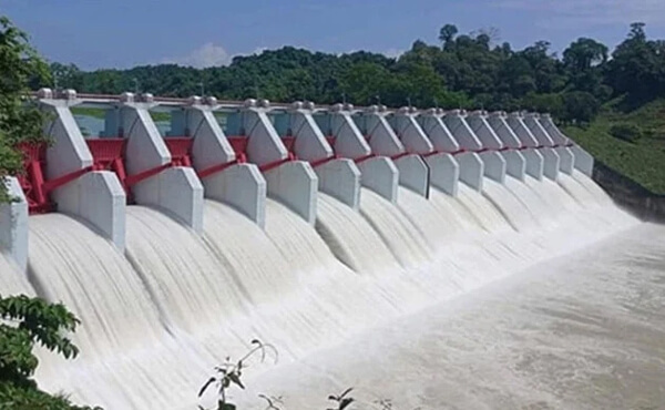 কাপ্তাই লেকে পানি বিপৎসীমার কাছে, খুলে দেওয়া হলো ১৬ জলকপাট