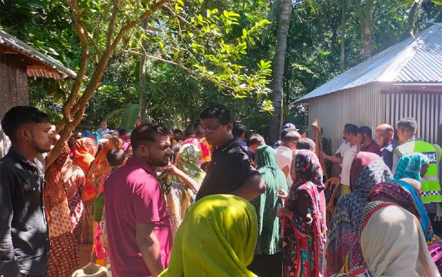 টিকটকে প্রেম, বিয়েতে পরিবারের আপত্তি; হাসপাতালে প্রাণ গেল স্কুলছাত্র ও গৃহবধূর