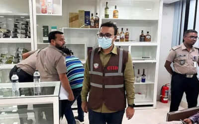গুলশানে সালমান মুক্তাদিরের শ্বশুরের ৪ মদের গুদাম সিলগালা